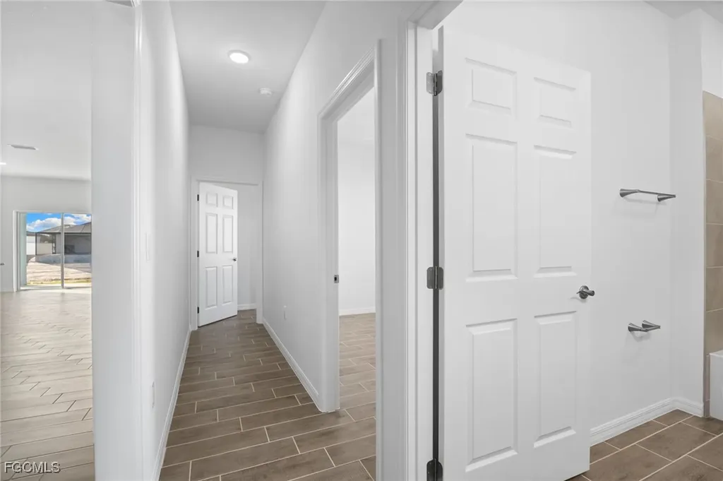 1024 SW 1st Street Cape Coral FL 33991