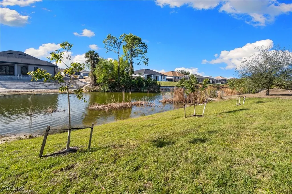 1024 SW 1st Street Cape Coral FL 33991