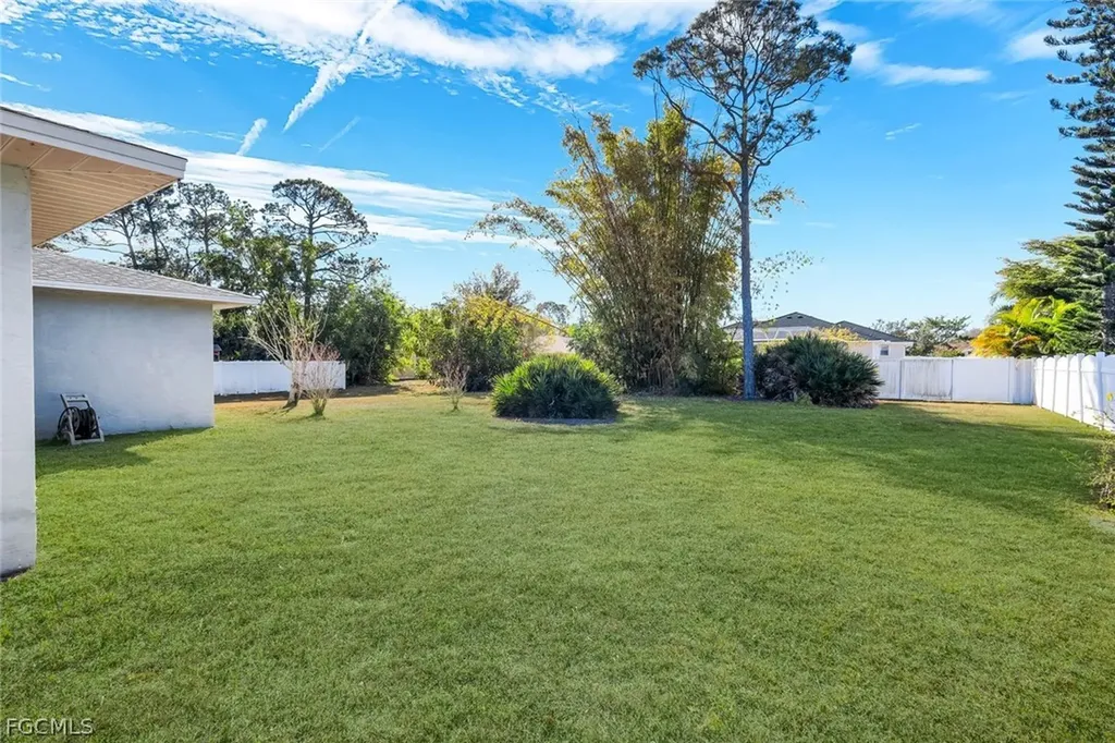 6740 Blake Pledger Court North Fort Myers FL 33917