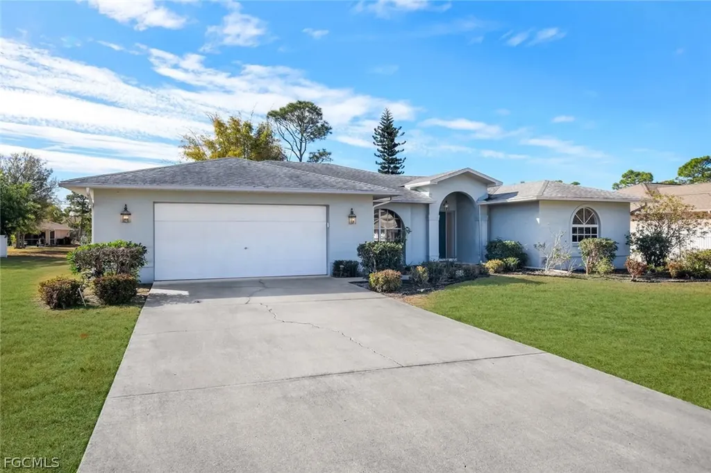 6740 Blake Pledger Court North Fort Myers FL 33917