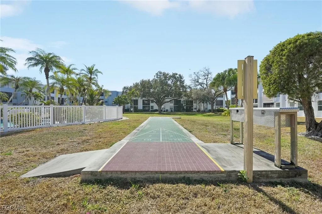 5959 Winkler Road Fort Myers FL 33919