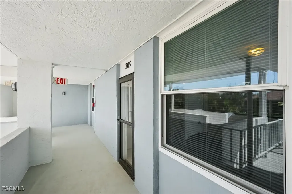 5959 Winkler Road Fort Myers FL 33919