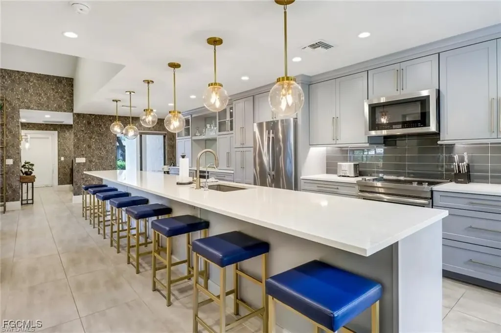 27052 Kindlewood Lane Bonita Springs FL 34134
