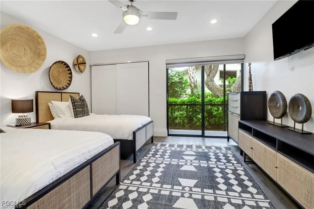 27052 Kindlewood Lane Bonita Springs FL 34134