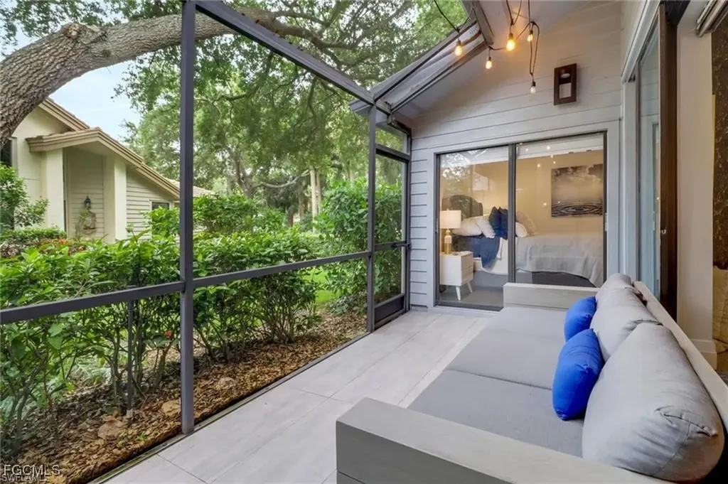 27052 Kindlewood Lane Bonita Springs FL 34134