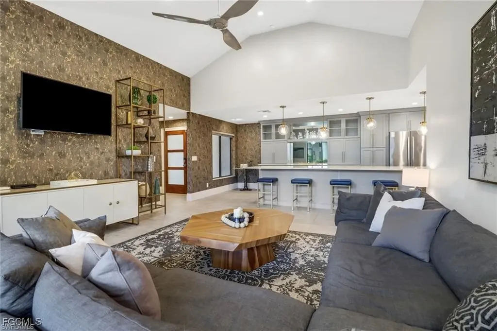 27052 Kindlewood Lane Bonita Springs FL 34134