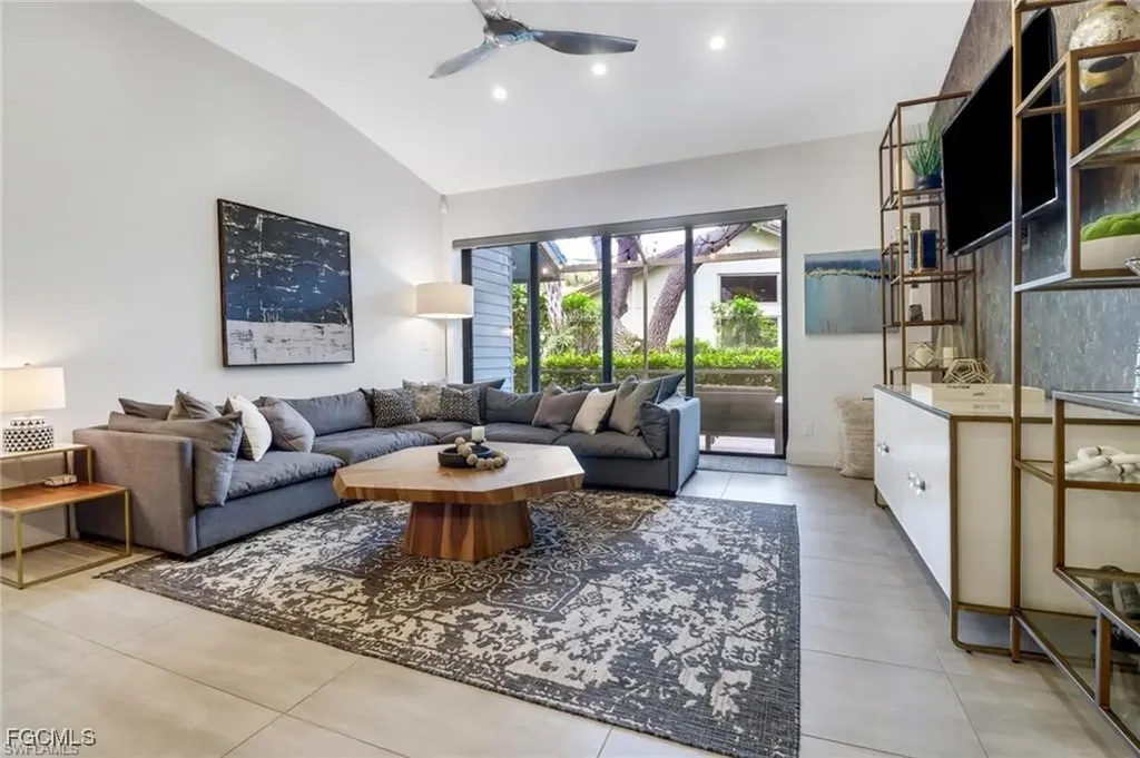 27052 Kindlewood Lane Bonita Springs FL 34134