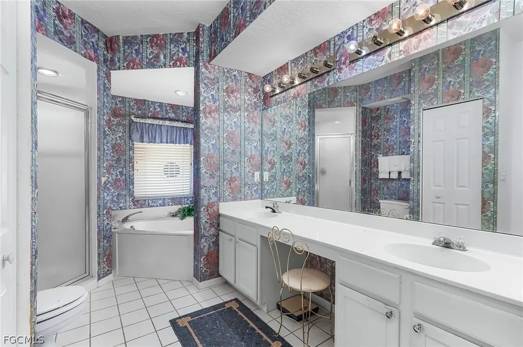 9070 Palmas Grandes Boulevard Bonita Springs FL 34135