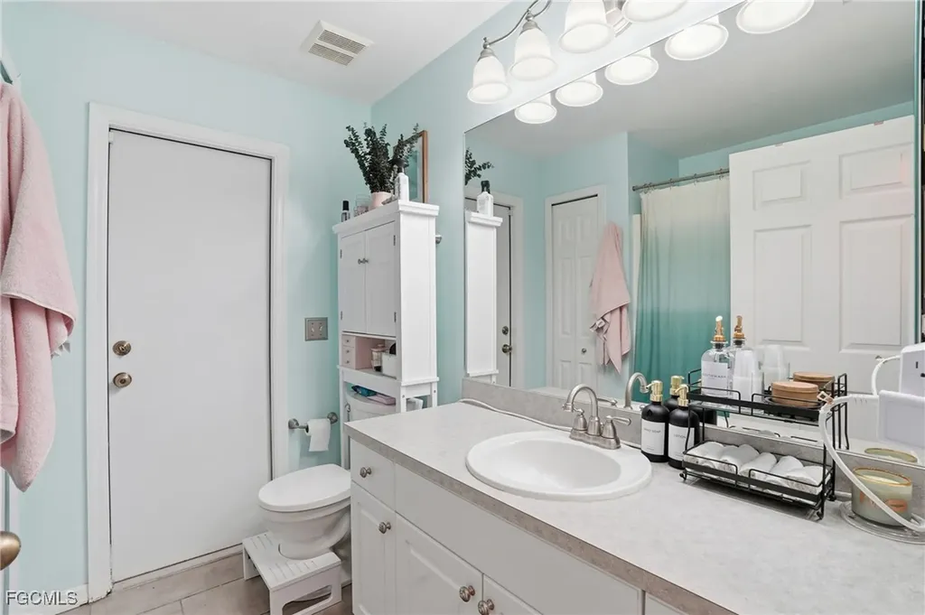 203 Manatee Street Fort Myers FL 33913