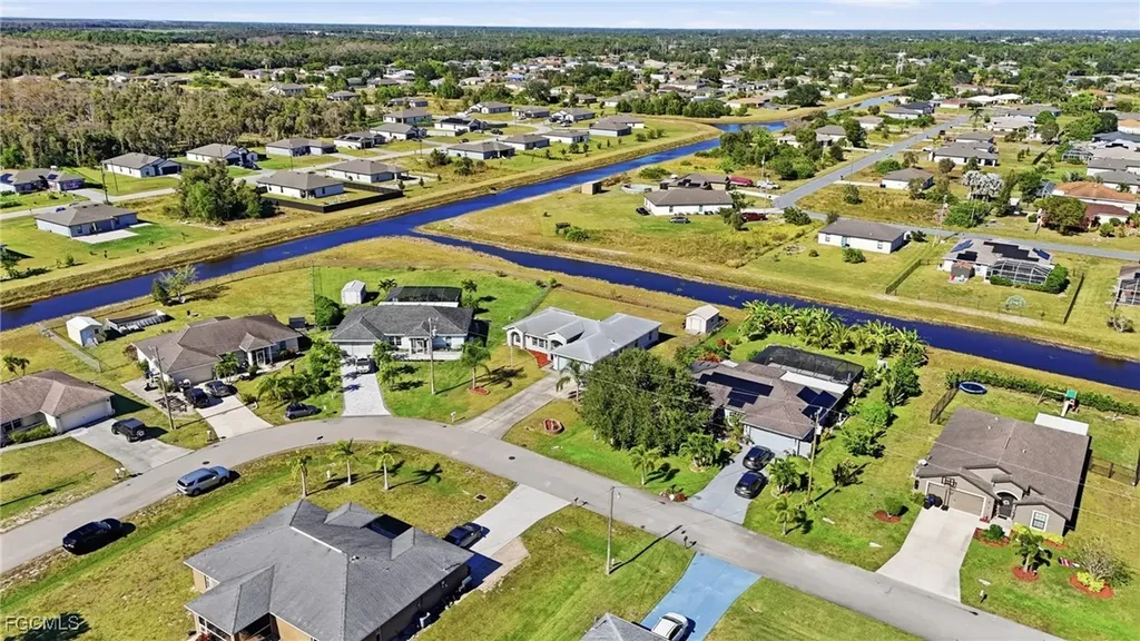 203 Manatee Street Fort Myers FL 33913