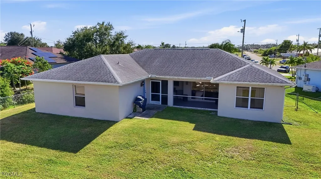 203 Manatee Street Fort Myers FL 33913