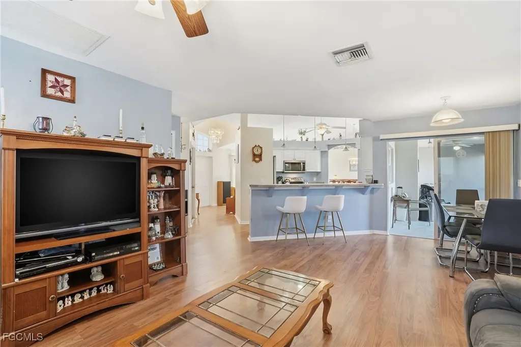 203 Manatee Street Fort Myers FL 33913