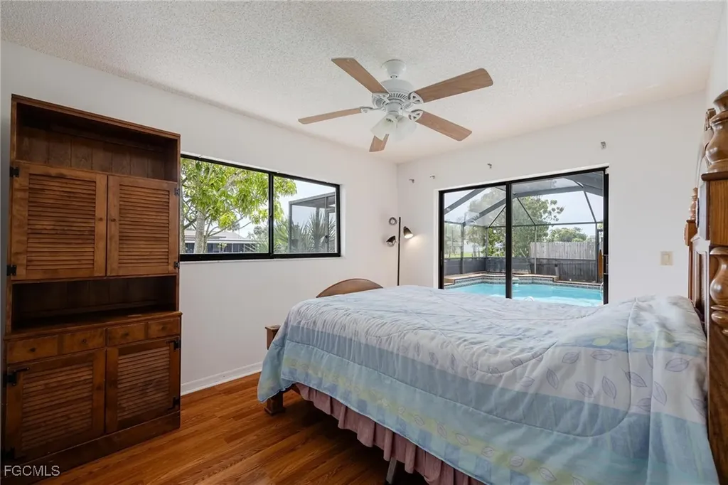 1719 W Bluewater Terrace North Fort Myers FL 33903
