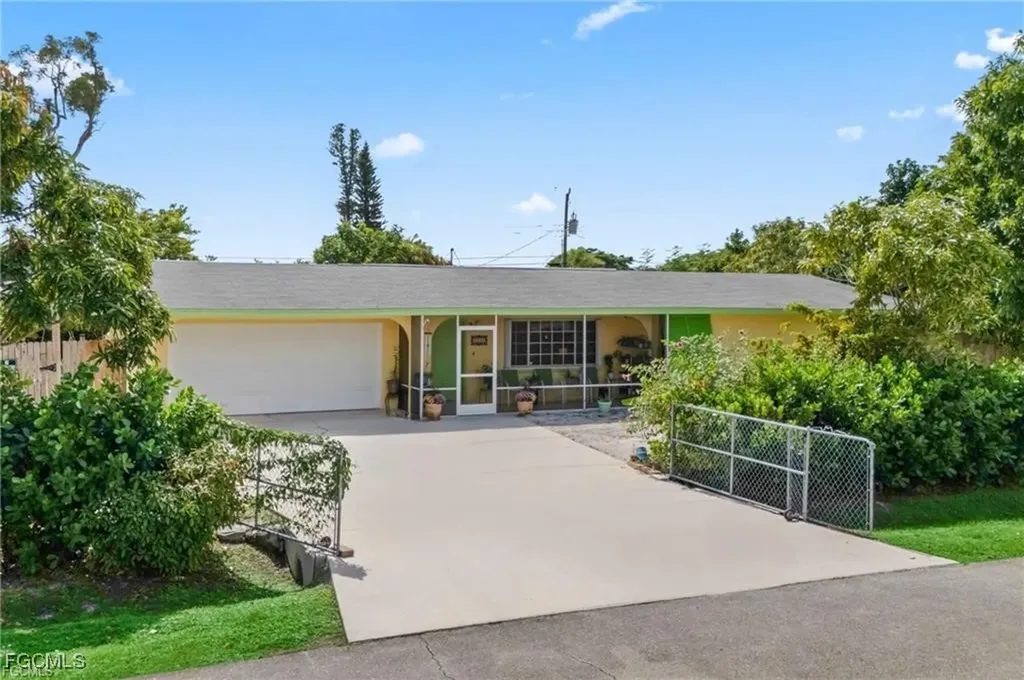 2248 Ephraim Avenue Fort Myers FL 33907