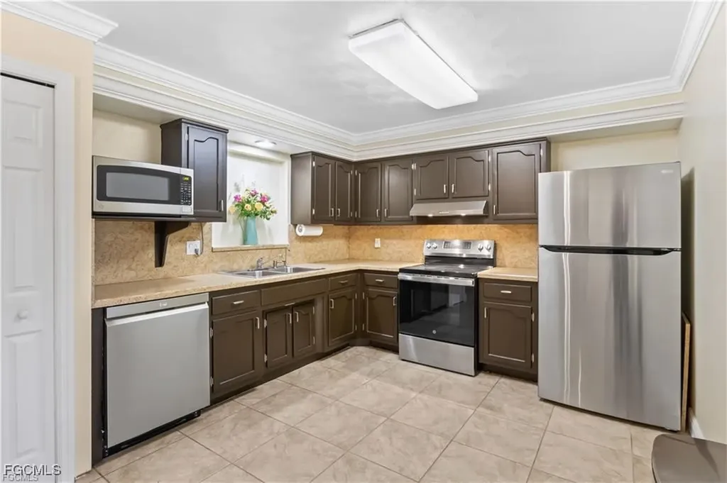 2248 Ephraim Avenue Fort Myers FL 33907