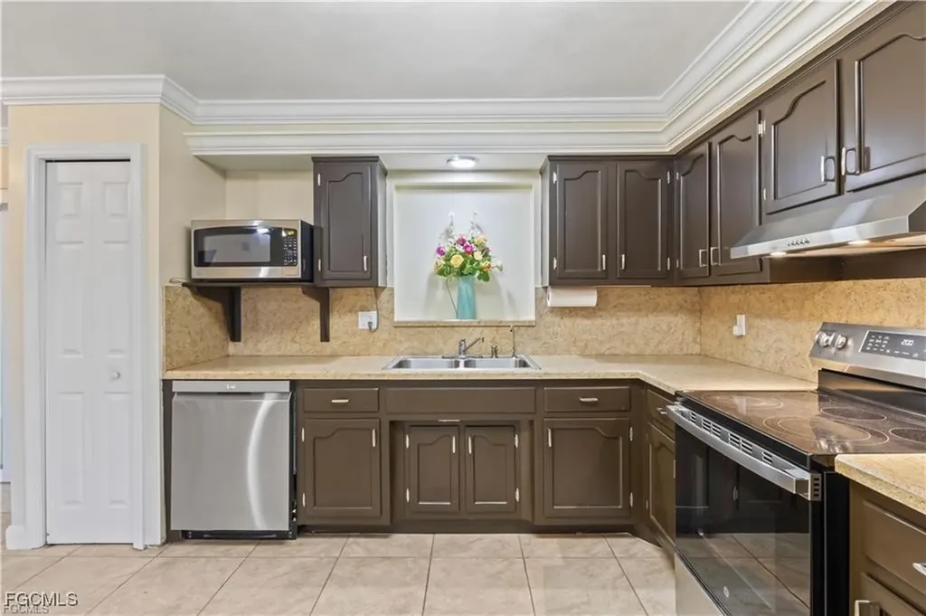 2248 Ephraim Avenue Fort Myers FL 33907