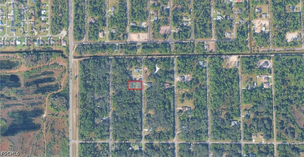 1915 Jefferson Avenue Lehigh Acres FL 33972