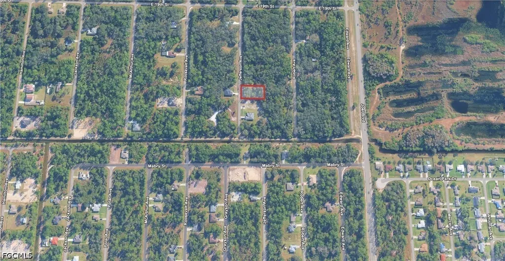 1915 Jefferson Avenue Lehigh Acres FL 33972