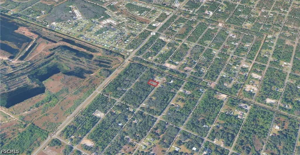 1915 Jefferson Avenue Lehigh Acres FL 33972