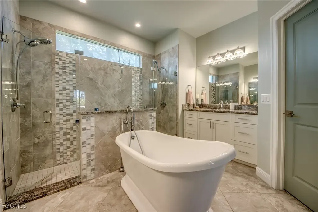 1821 SW 28th Lane Cape Coral FL 33914