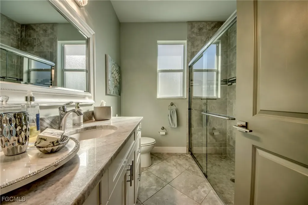 1821 SW 28th Lane Cape Coral FL 33914