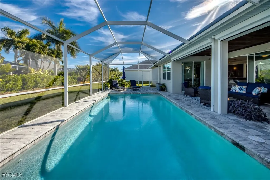 1821 SW 28th Lane Cape Coral FL 33914