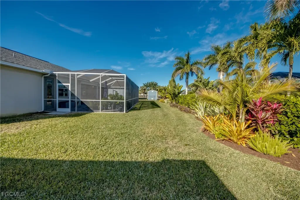 1821 SW 28th Lane Cape Coral FL 33914