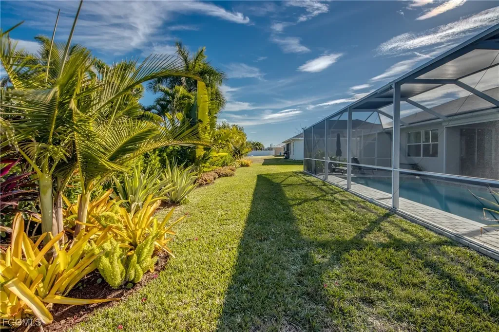 1821 SW 28th Lane Cape Coral FL 33914