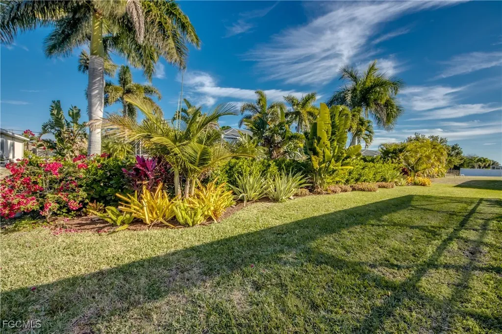 1821 SW 28th Lane Cape Coral FL 33914