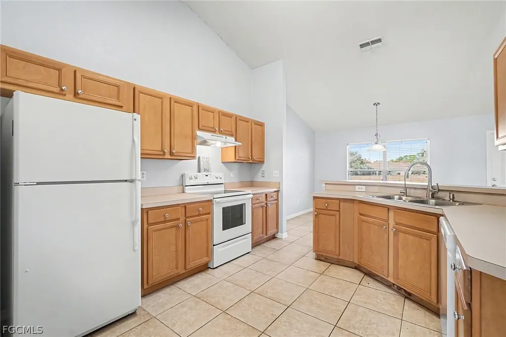 18231 Beauty Berry Court Lehigh Acres FL 33972