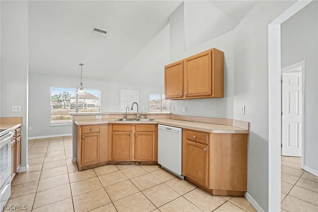 18231 Beauty Berry Court Lehigh Acres FL 33972