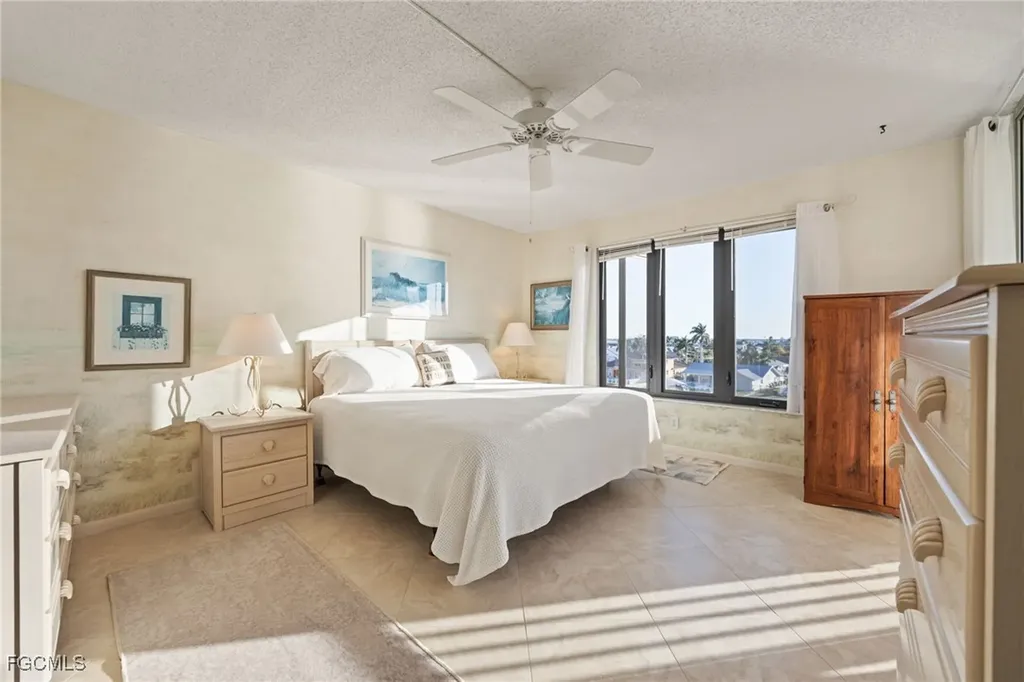 4260 SE 20th Place Cape Coral FL 33904