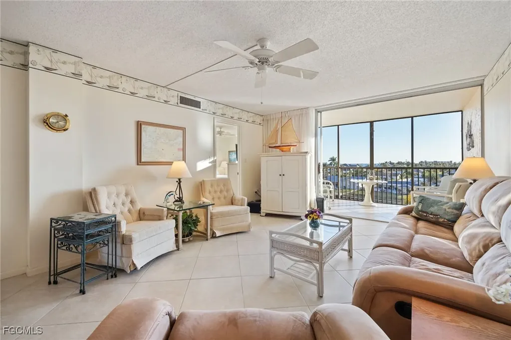 4260 SE 20th Place Cape Coral FL 33904