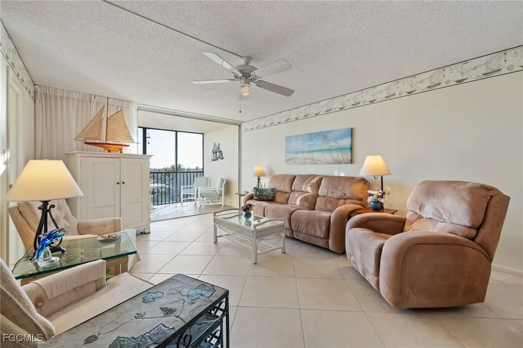 4260 SE 20th Place Cape Coral FL 33904