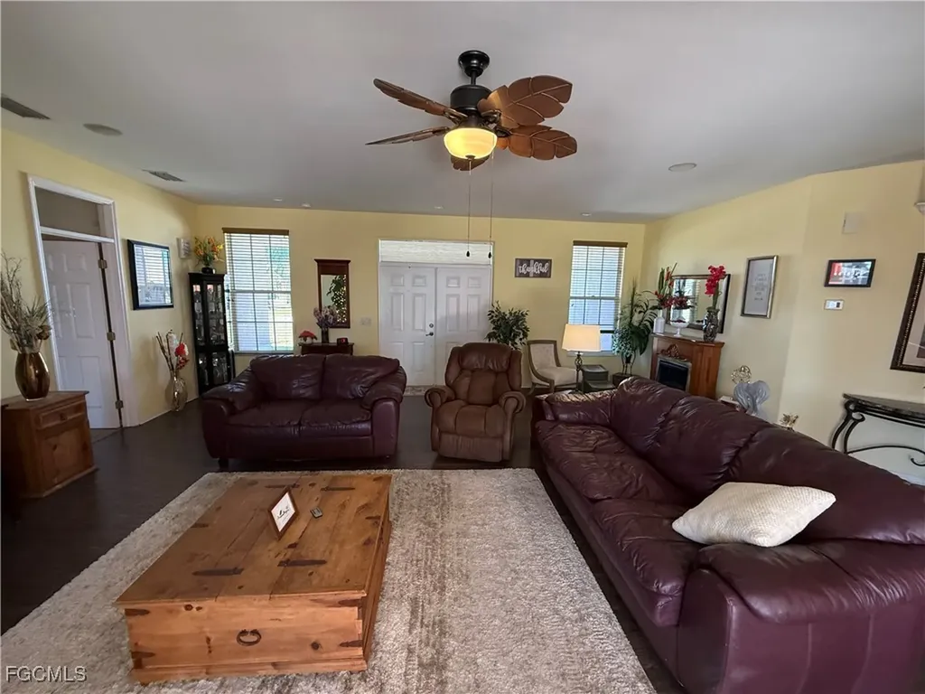3619 SW 6th Avenue Cape Coral FL 33914