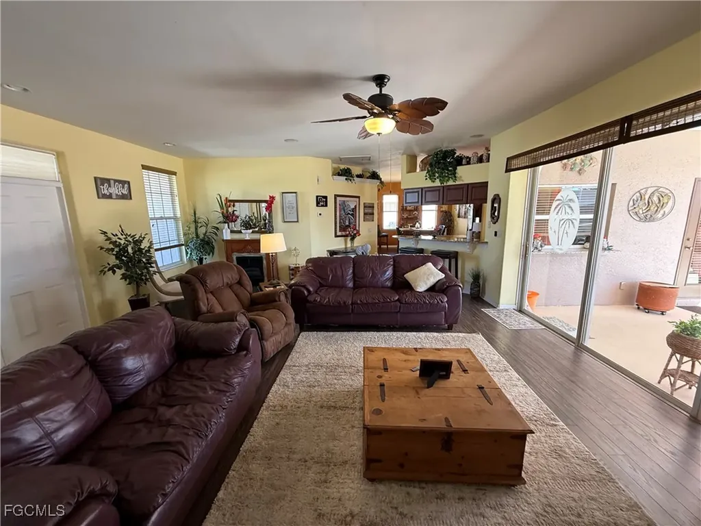 3619 SW 6th Avenue Cape Coral FL 33914