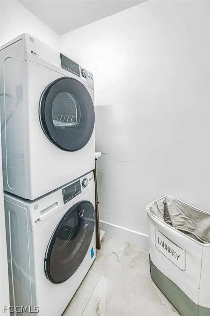 1501 Middle Gulf Drive Sanibel FL 33957