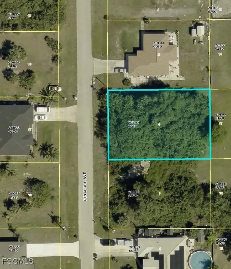 425 Pinafore Avenue Lehigh Acres FL 33974