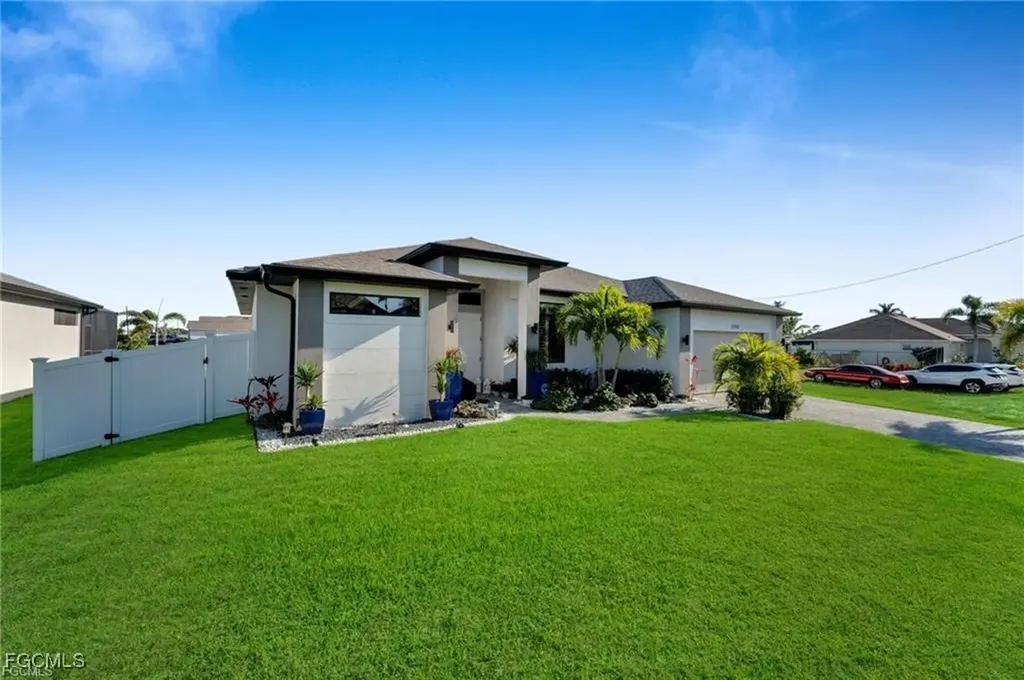 3246 NW 21st Terrace Cape Coral FL 33993