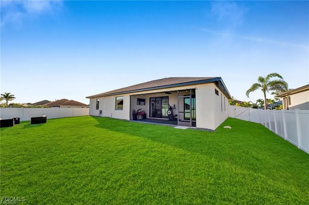 3246 NW 21st Terrace Cape Coral FL 33993