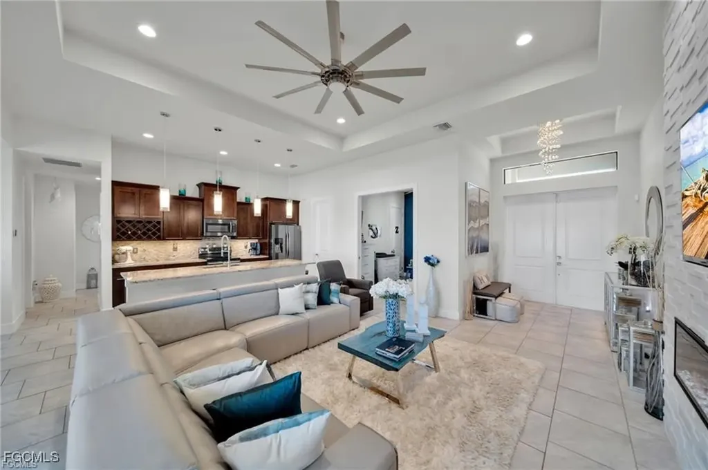 3246 NW 21st Terrace Cape Coral FL 33993