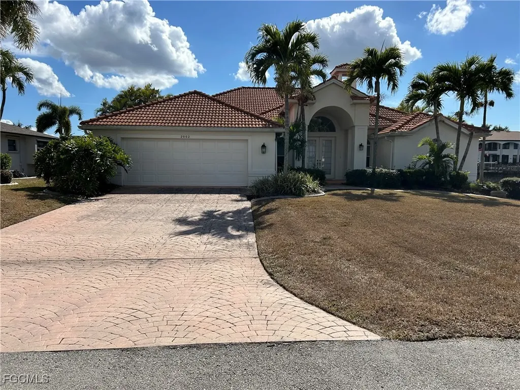 2002 SE 28th Street Cape Coral FL 33904