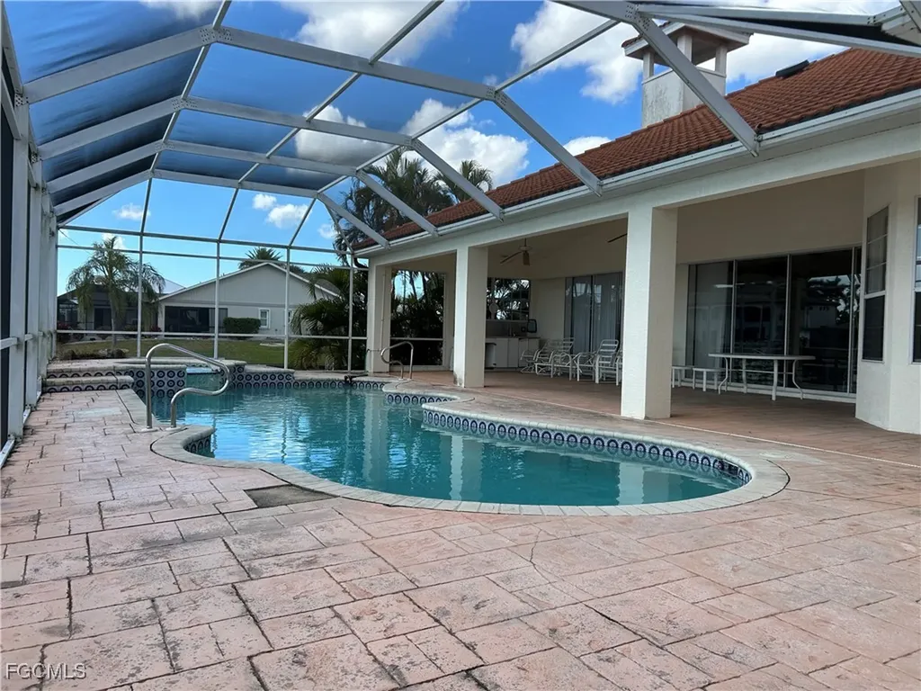 2002 SE 28th Street Cape Coral FL 33904