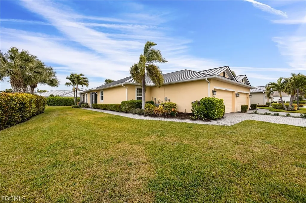2613 Anguilla Drive Cape Coral FL 33991
