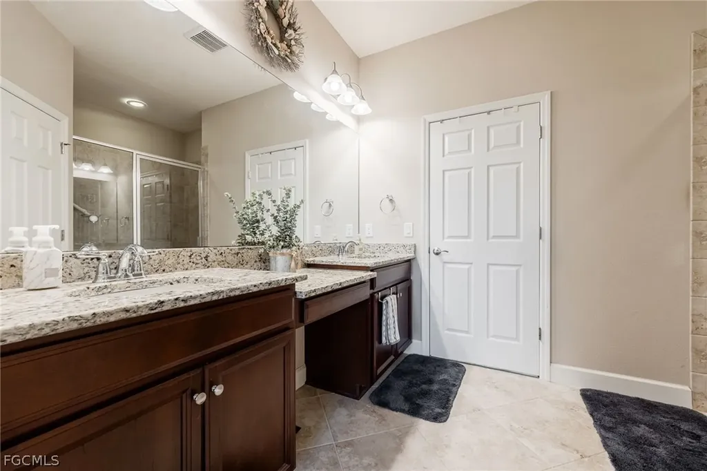 2613 Anguilla Drive Cape Coral FL 33991