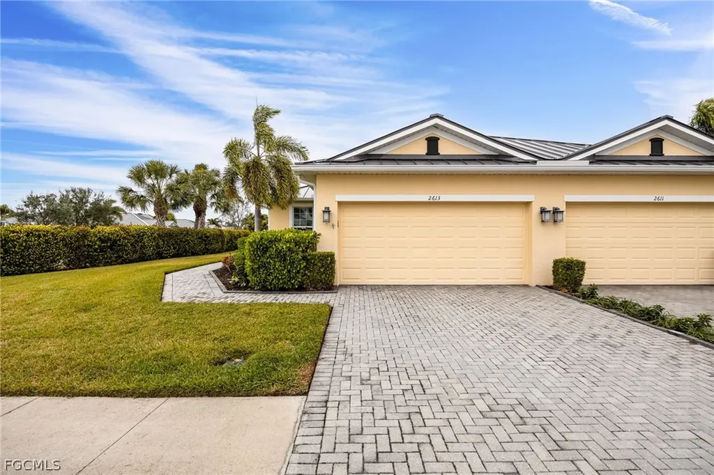 2613 Anguilla Drive Cape Coral FL 33991