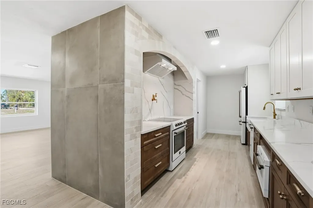 3835 Harold Avenue Fort Myers FL 33901