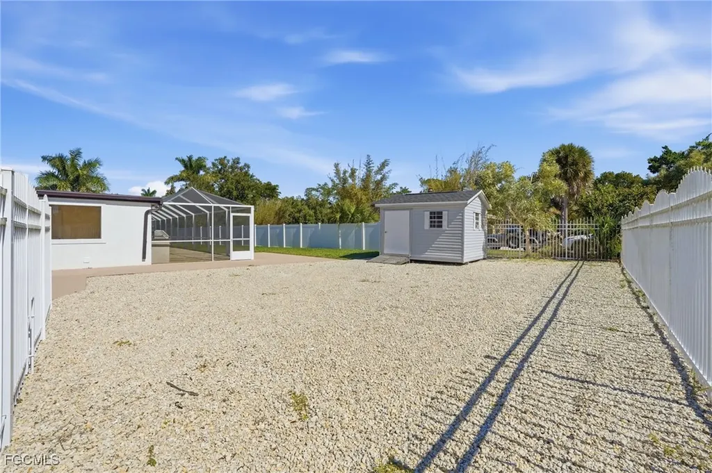 3835 Harold Avenue Fort Myers FL 33901