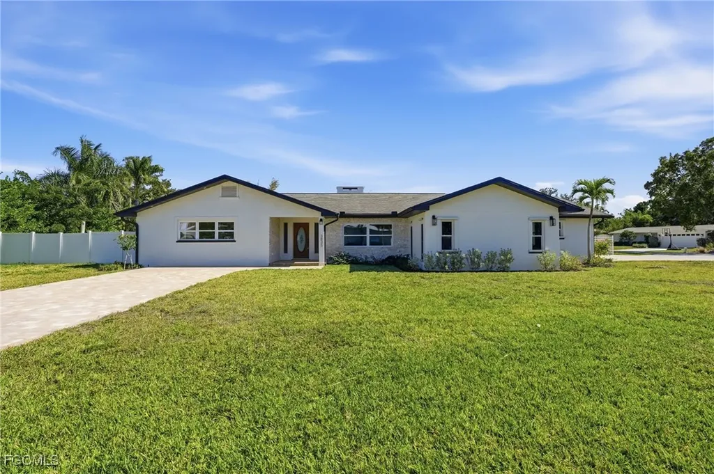3835 Harold Avenue Fort Myers FL 33901