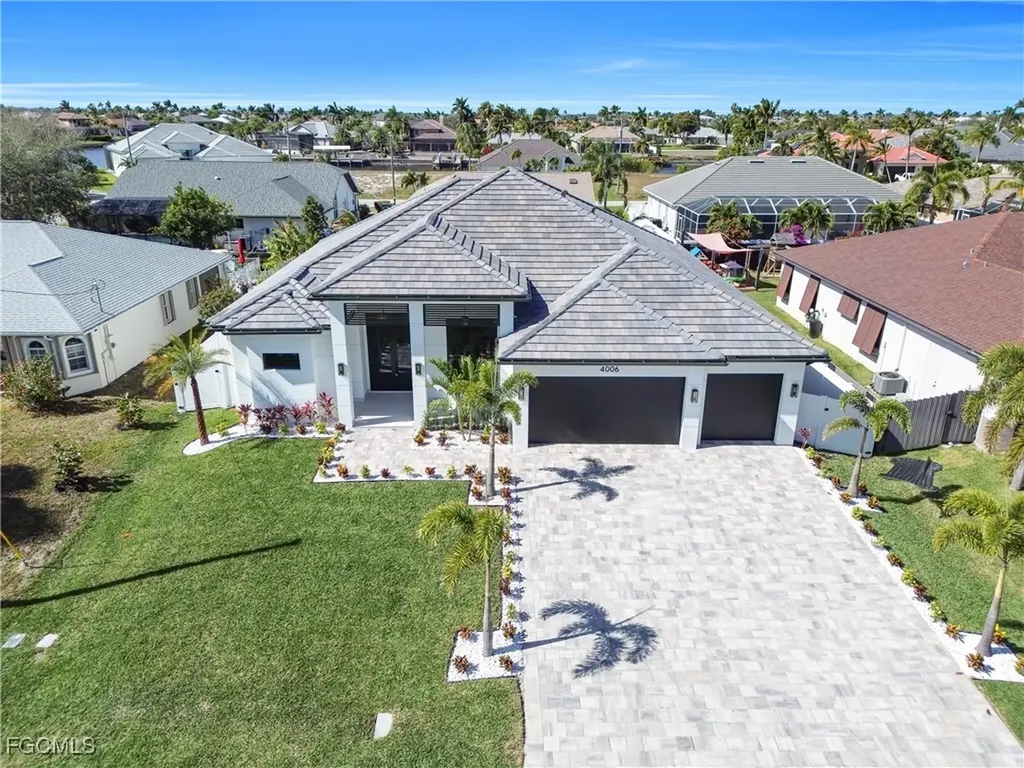 4006 SW 25th Court Cape Coral FL 33914